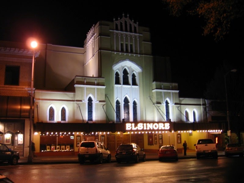 [IMG_1406-Elsinore-Theater-in-Salem-O%255B2%255D.jpg]