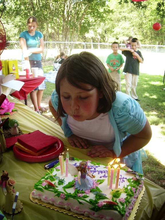 [blowingoutcandles%255B3%255D.jpg]