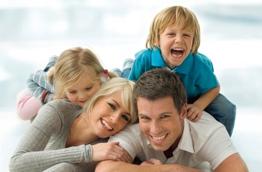 [Glueckliche%2520Familie%255B3%255D.jpg]