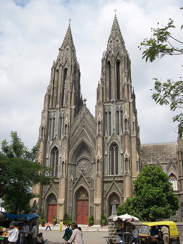 [St-Philomenas-Church-mysore%255B3%255D.jpg]
