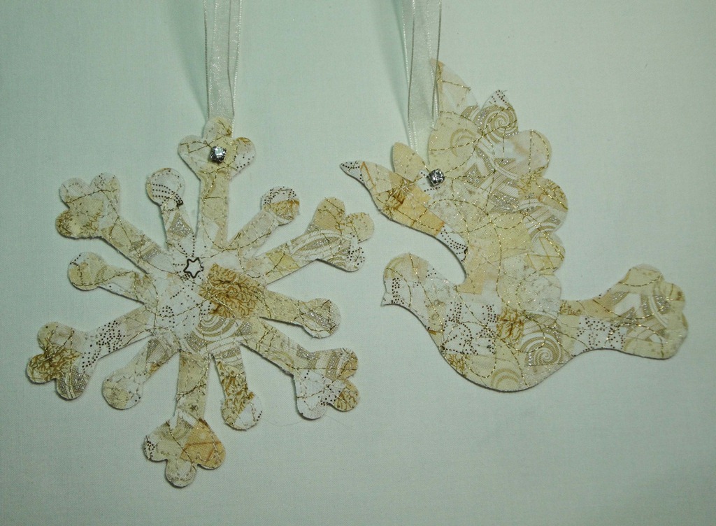 [2%2520snowflake%2520and%2520dove%255B3%255D.jpg]