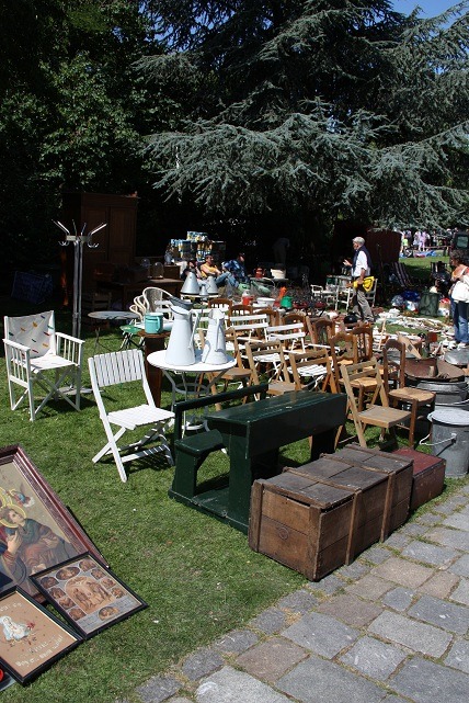[brocante4.jpg]