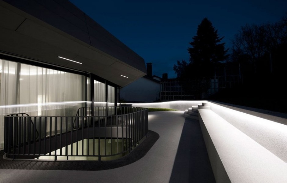 [terraza-Casa-minimalista-OLS-J-Mayer-H-Arquitectos%255B8%255D.jpg]