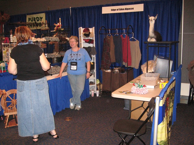 [20121207-ARFiberArtsExtra%2520%2528121%2529%255B2%255D.jpg]
