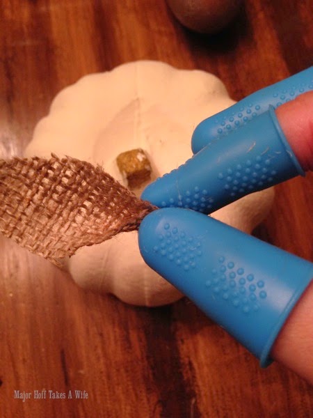 Pinch burlap leaves to add more character.jpg Pinch burlap leaves to add more character