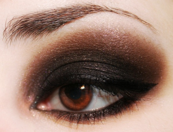 [brown_smokey_eye_by_hedwyg23-d3aosvo%255B5%255D.jpg]