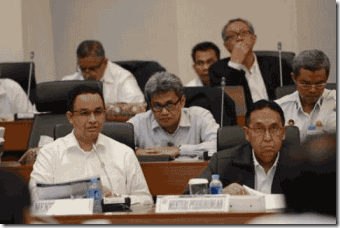 Mendikbud-dalam-rapat-kerja-dengan-Komisi-X-DPR Mendikbud-dalam-rapat-kerja-dengan-Komisi-X-DPR