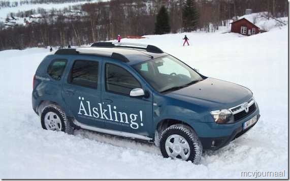 Dacia Duster in de winter 05