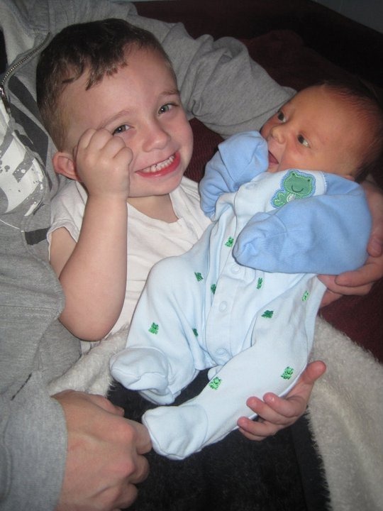[new%2520baby%2520brother%255B3%255D.jpg]