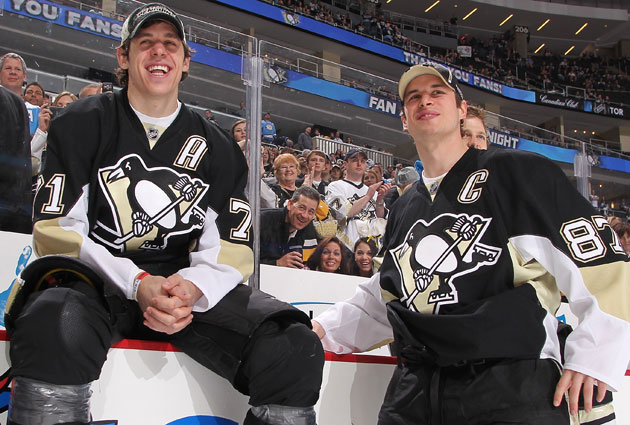 [evgeni-malkin-and-sidney-crosby-are-looking-for-another-stanley-cup-in-2013%255B5%255D.png]