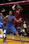 Miami Heat Win NBA Finals Rematch vs OKC on Christmas Day lebron james nba 121225 mia vs okc 02 Miami Heat Win NBA Finals Rematch vs OKC on Christmas Day