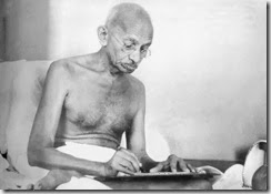 Gandhi_writing_Aug1942