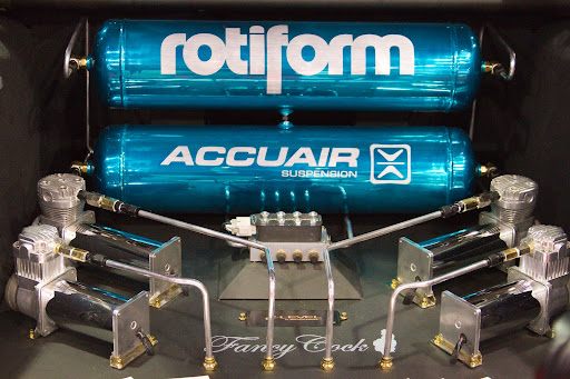 Rotiform Audi Avant Trunk Air Management Install