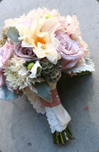 60224_430122435763_149288420763_5661758_5505185_n vARRANGEMENTS