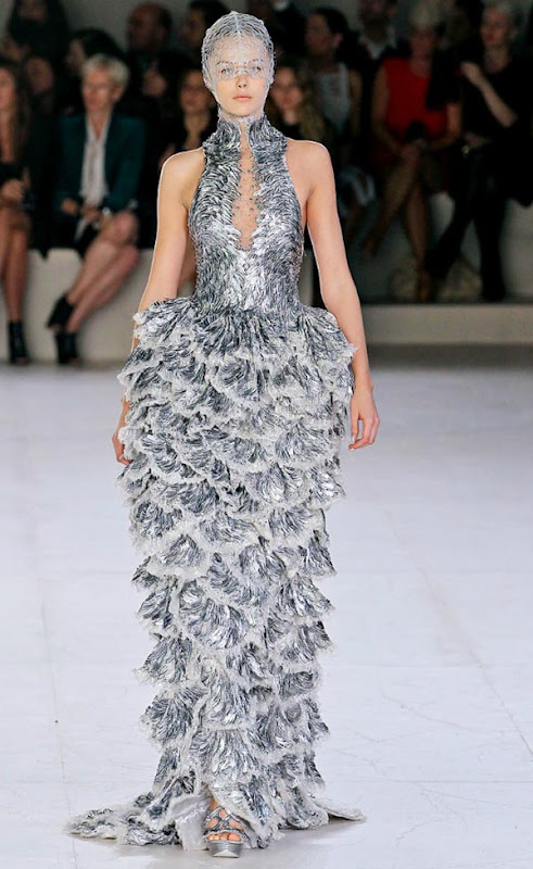 alexander-mcqueen-ss-2012-14.jpg