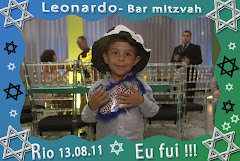 Fotos do evento Leonardo - 13.08.11. Foto numero 23 da Social Click Fotografia Digital, do Rio de Janeiro, RJ, que faz fotos divertidas, fotos malucas, fotos com fantasias, fotos na hora, fotografia maluca, fotografia divertida com molduras personalizadas. fotos divertidas malucas foto maluca animadas animado rj rio de janeiro divertida fantasia animada fotografias casamento cidade www fotografos