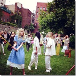 Stella McCartney presentation party F-YBQ3phvO6l