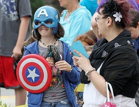 Új fotók az Amerika Kapitány 2 forgatásáról 07