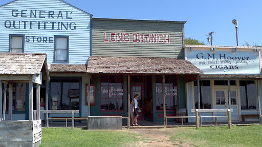 Dodge City Front Street