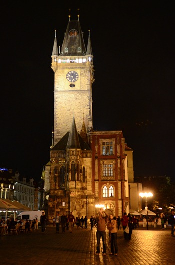 [Prague-at-Night373.jpg]