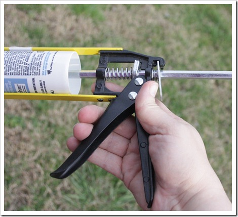 how to caulk