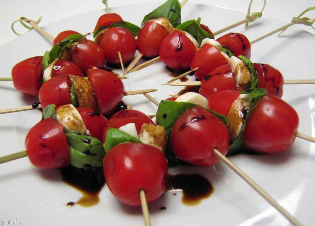 [caprese%255B3%255D.jpg]