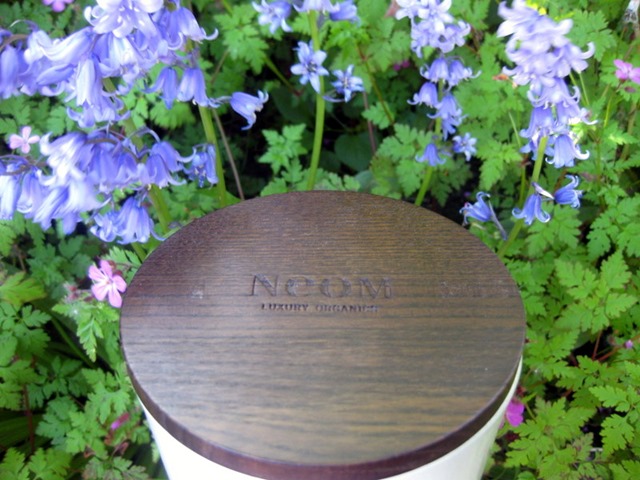 [Neom-wooden-candle-lid%255B5%255D.jpg]