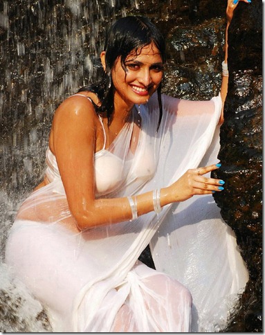 Yuvakudu Actress Haripriya Hot Pics