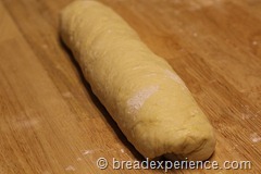 pumpkin-knot-yeast-rolls_1595_thumb[4]