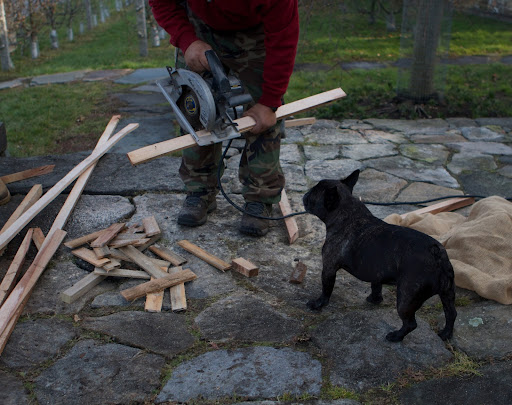 Chhiring, don't you dare turn that saw on with me standing here. I need a pair of safety glasses! Chhiring, don't you dare turn that saw on with me standing here. I need a pair of safety glasses!