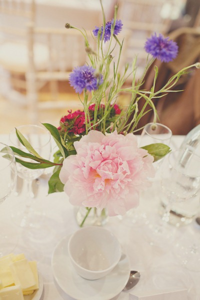 [MARK--KATHY-FLOWERS-48-spriggs-flori%255B2%255D.jpg]