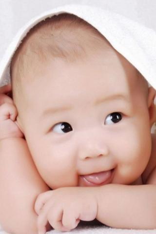 Cute little Baby Wallpaper 1