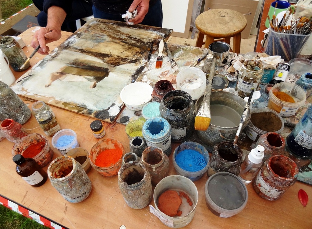 [July%25202012%2520Art%2520in%2520Action%2520UK%25200107%255B3%255D.jpg]