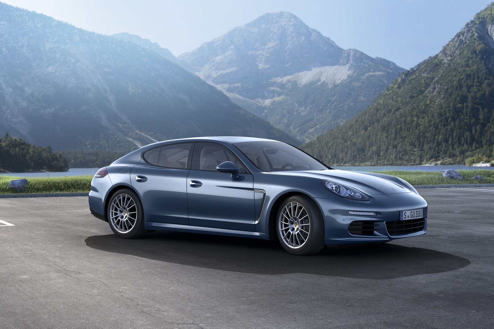 [2014-Porsche-Panamera-Diesel-1%255B4%255D.jpg]