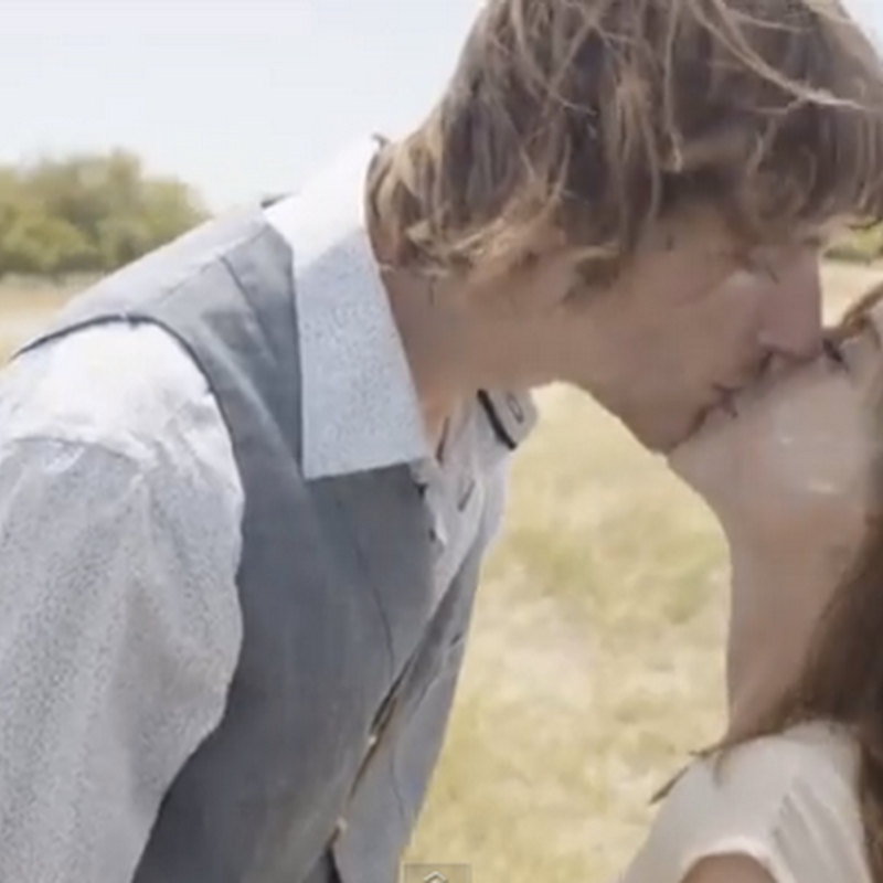 ¿Te acuerdas de tu primer beso?