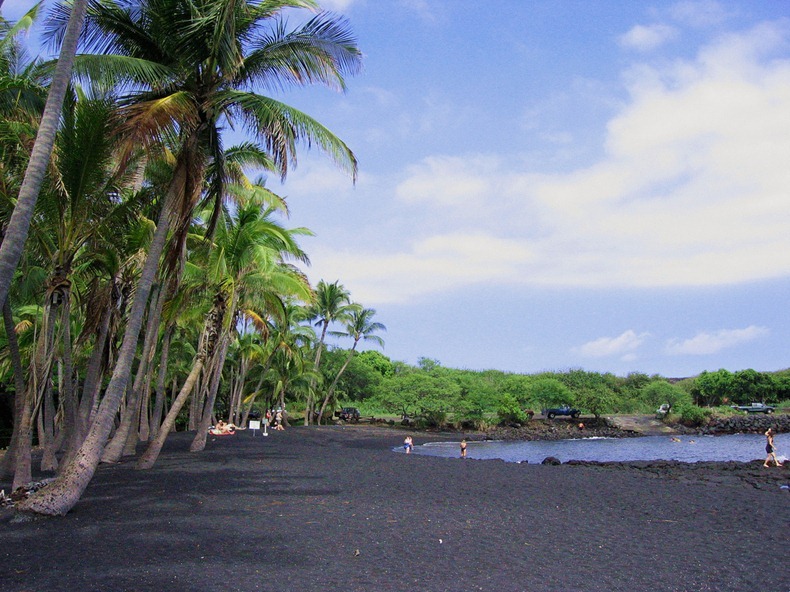 punaluu-black-beach-3 punaluu-black-beach-3