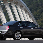 2012 Lancia Thema 020.jpg 2012 Lancia Thema 020.jpg