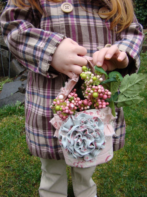 [flower%2520girl%2520tote%255B12%255D.jpg]