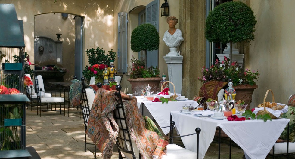 [10064_hotelVillaGalliciAixEnProvence_France_restaurant3%255B5%255D.jpg]
