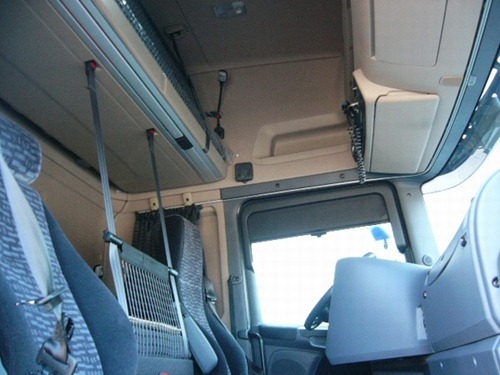 Camión Scania R440 interior