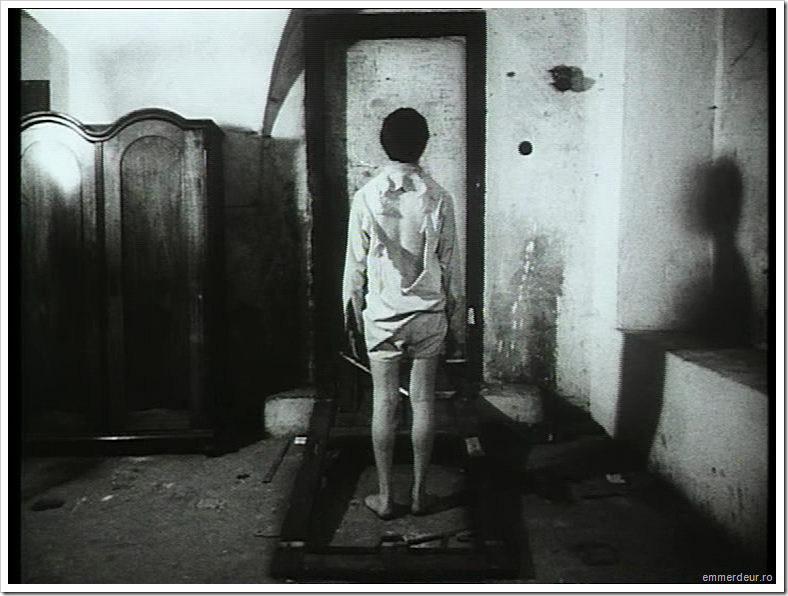 jan svankmajer the flat 1968 emmerdeur_200 jan svankmajer the flat 1968 emmerdeur_200