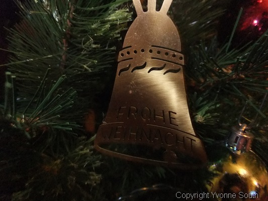[AtoZChristmas20110144.jpg]
