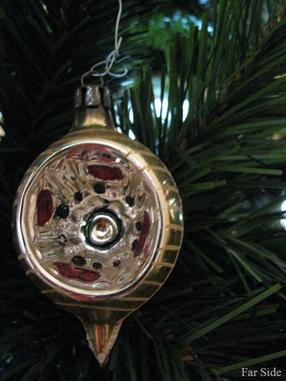 [Ornament%2520from%2520Rae%2520Number%2520one%2520%25282%2529%255B9%255D.jpg]
