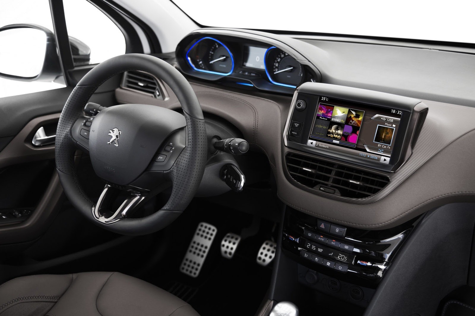 Peugeot-2008-34[2].jpg