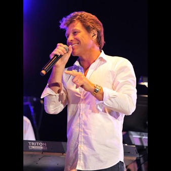 Jon Bon Jovi attends 2011 Apollo in the Hamptons 3