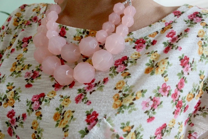 detail necklace