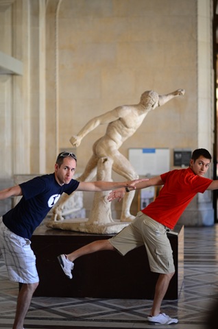 [Louvrebrothers2.jpg]