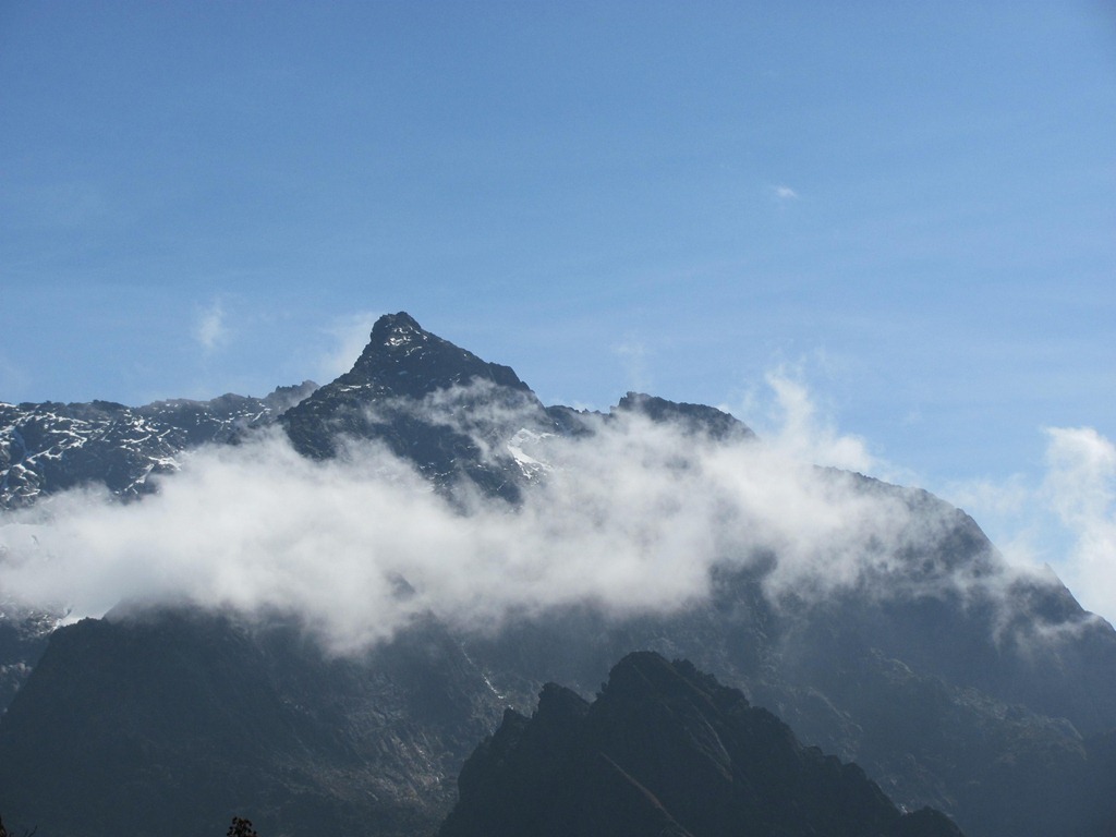 [View%2520of%2520mt.%2520speke%255B4%255D.jpg]
