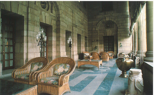 The verandah in the guest wing of Viceroy's house maintains a pleasant temperature even on the hottest day because of its shade and cross ventilation. The verandah in the guest wing of Viceroy's house maintains a pleasant temperature even on the hottest day because of its shade and cross ventilation.