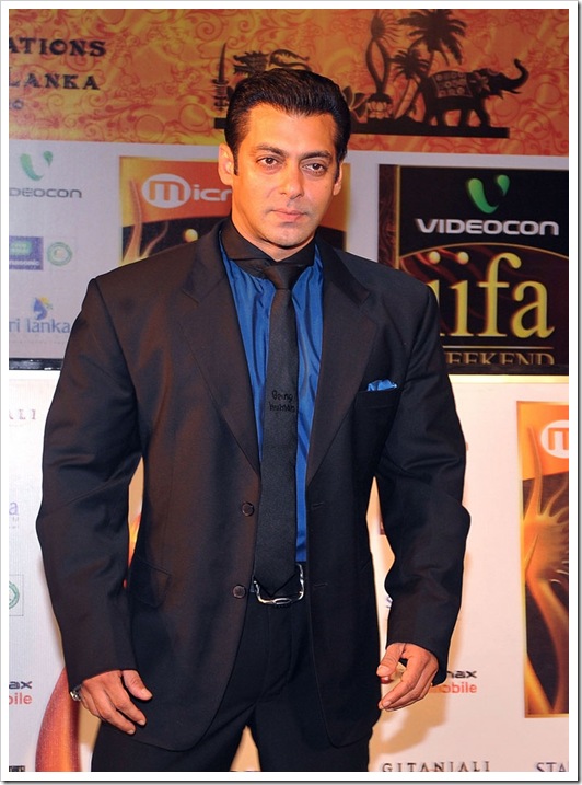 salman khan new  wallpaers 2012